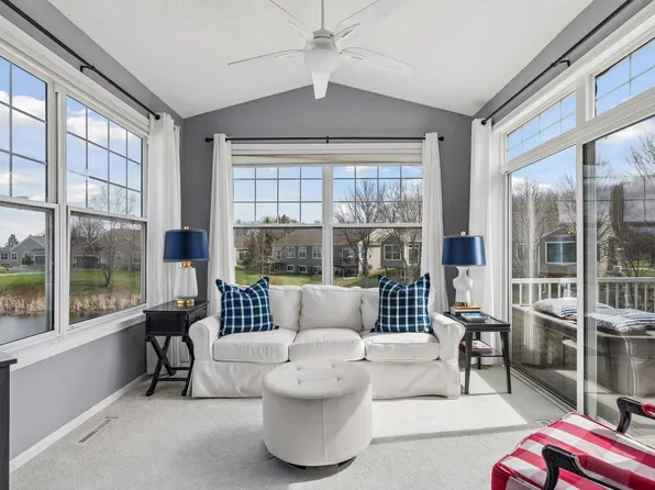 8377 Crabapple Ct, Victoria, MN 55386