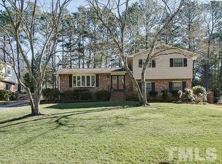 413 Sharon Rd, Chapel Hill, NC 27517