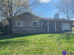 1518 W Elm Rd, Radcliff, KY 40160