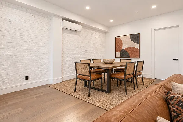Dining area, photo 2