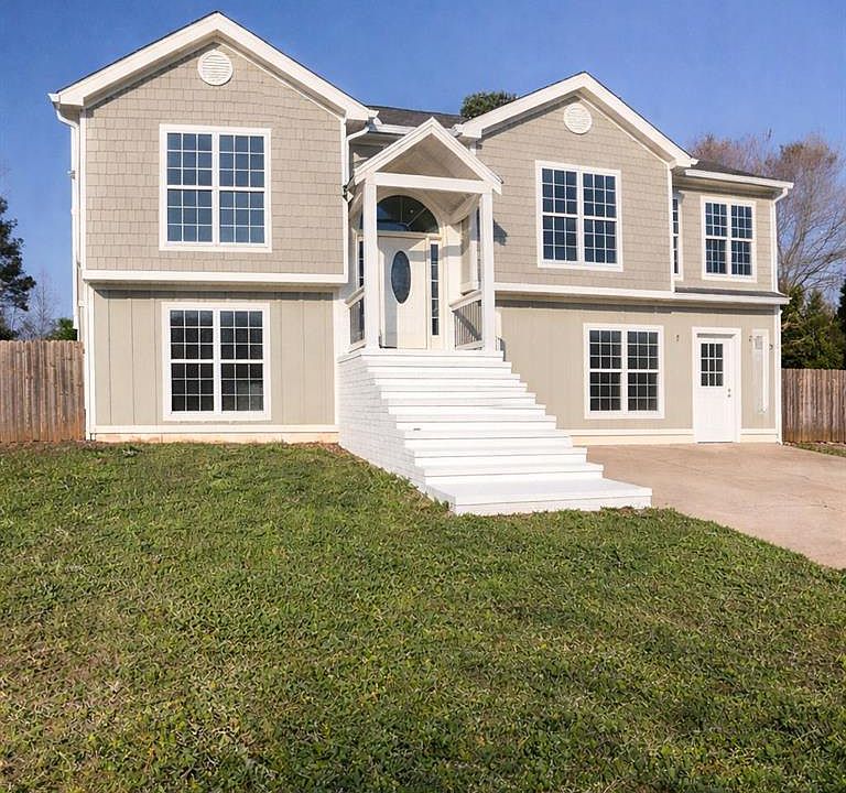 1st image of 1250 Persimmon Place Dr