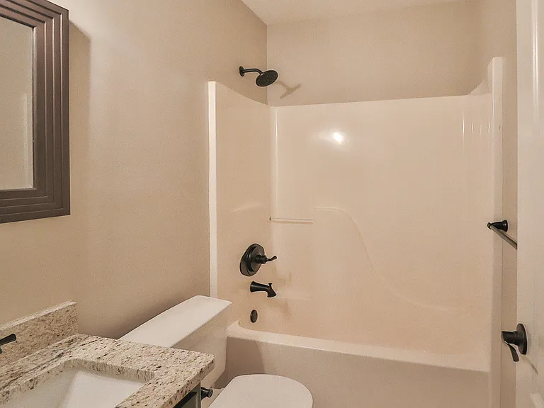 1914 Sandbrook Dr — Photo 30
