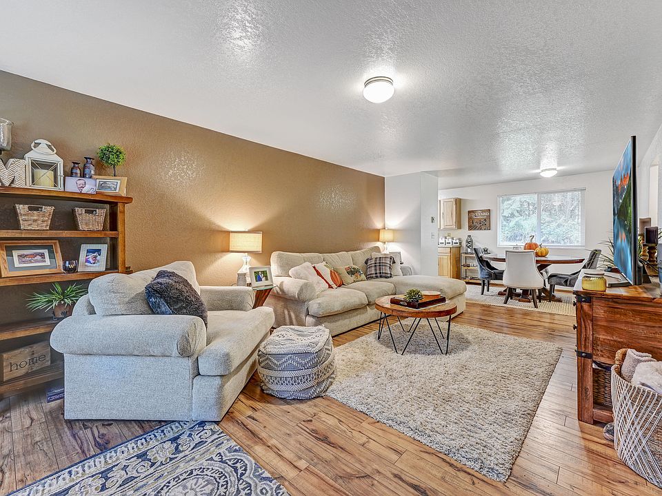 Spacious Living room with accent wall.