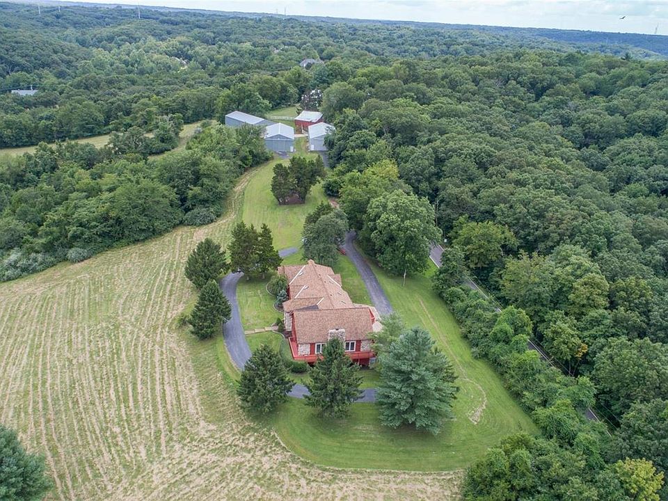 2nd image of 2600 Ossenfort Rd