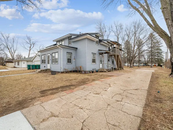 315 S Willow St, Belle Plaine, MN 56011