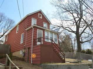 88 Craig Ave, Staten Island, NY 10307