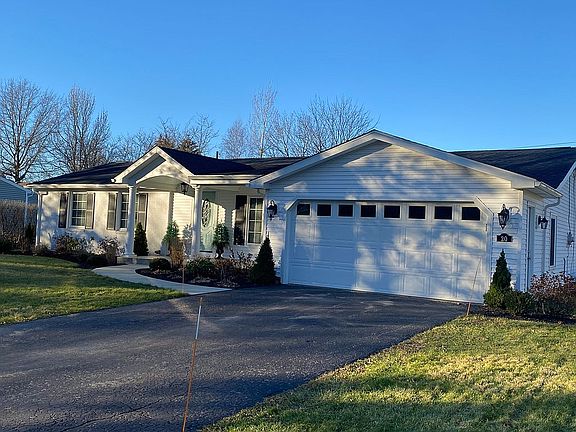 2nd image of 20 Rolling Hills Dr