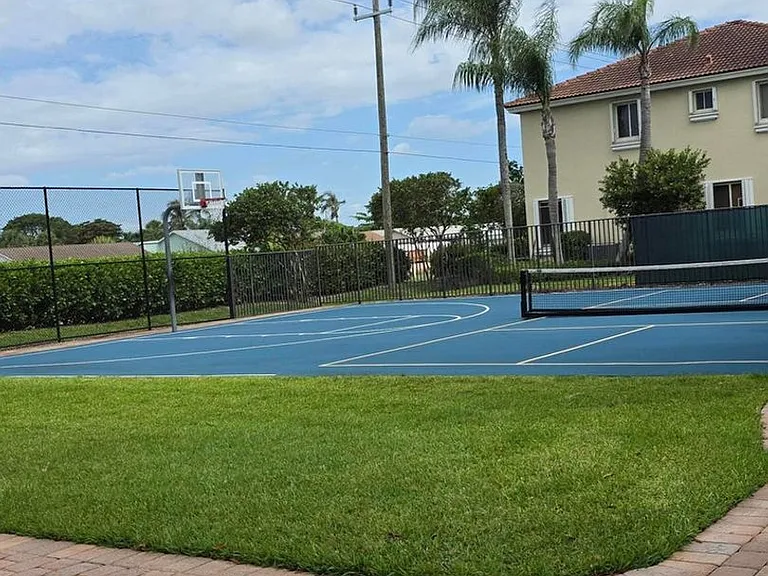 2866 S Oasis Dr #Townhouse 2866 — Photo 5