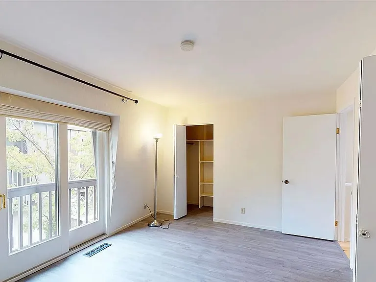 917 Hough Ave #5 — Photo 14
