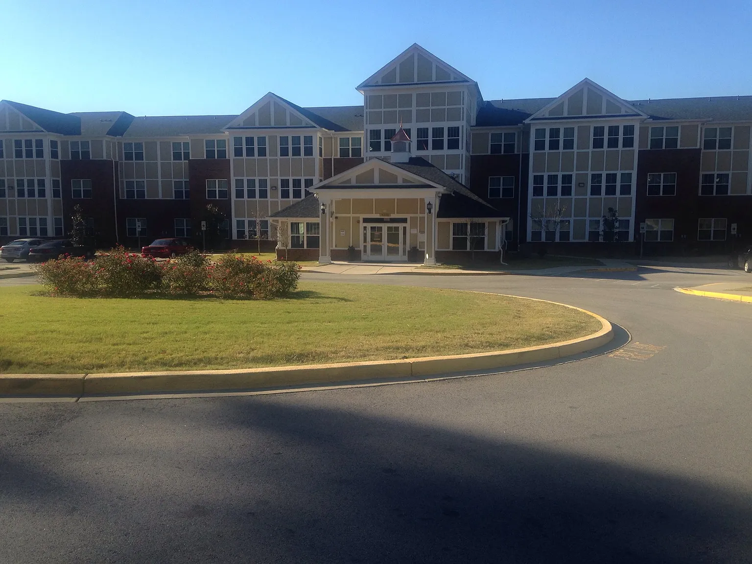 Wescott Place — Photo 1