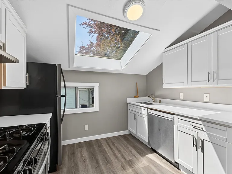 710 S L St #3 — Photo 6