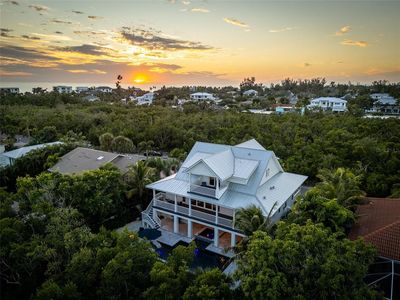 598 Lyons Ln, Longboat Key, FL, 34228