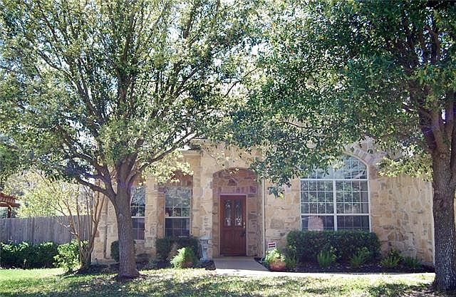 1st image of 2416 Arbor Dr