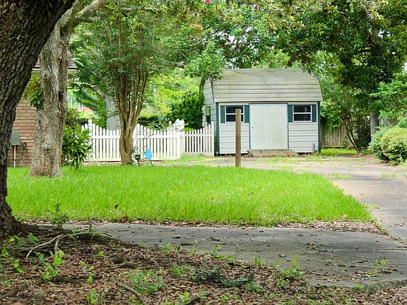 5th image of 1302 Linwood Dr