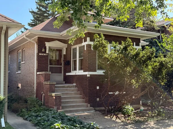 1243 Elmwood Ave, Berwyn, IL 60402