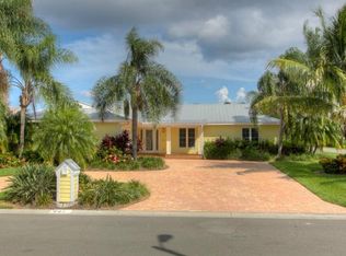 901 Birdie Way, Apollo Beach, FL 33572