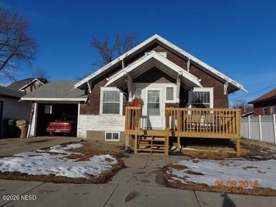 17 4th Ave SW, Watertown, SD, 57201