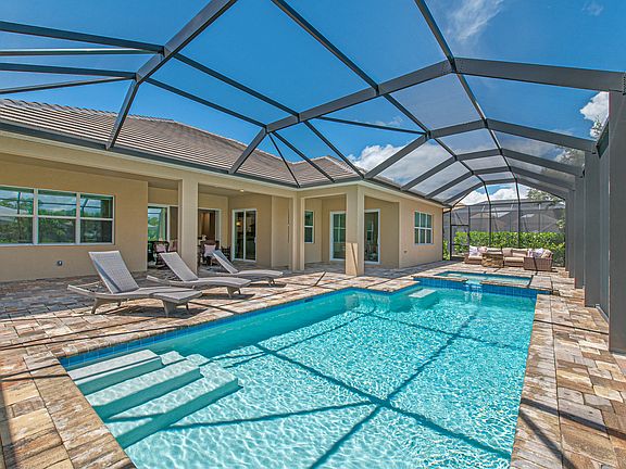 2nd image of 21514 Oaks Of Estero Cir