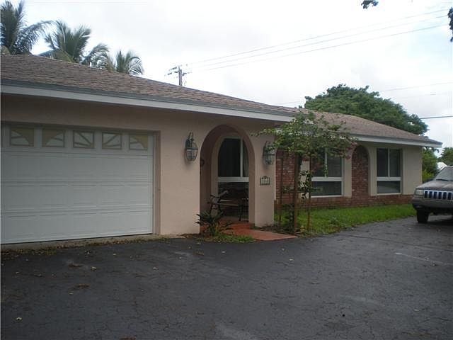 1st image of 1140 SW 75th Ave