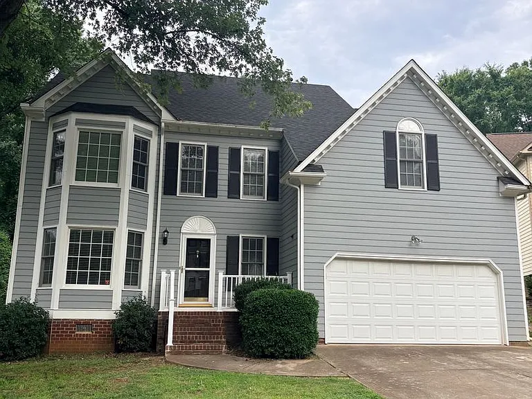 4911 Brompton Ln — Photo 2