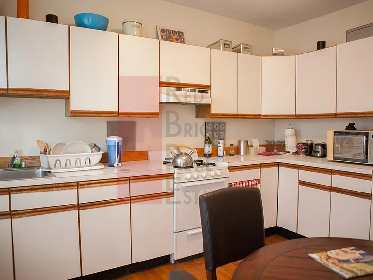 28 Anderson St #12 — Photo 5