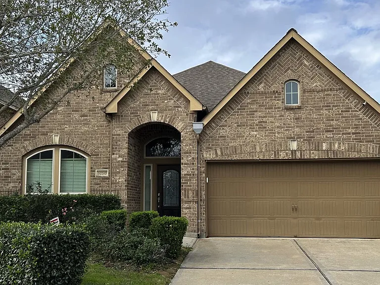 10310 Rouken Glen Ct — Photo 1