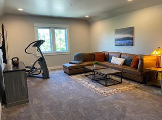 6189 W Geneva Ct #B, Boise, ID 83703