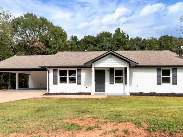 719 Boss Hardy Rd, Winder, GA 30680