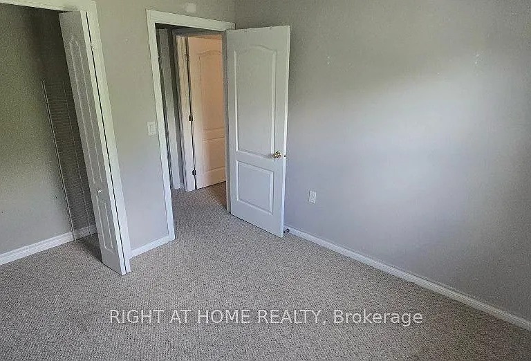 3478 Princess St — Photo 4