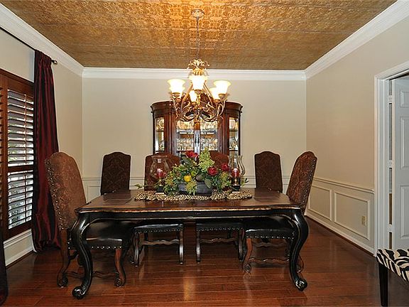 3rd image of 3526 Shady Village Dr