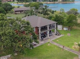 210 Lariat Ln, Burnet, TX 78611