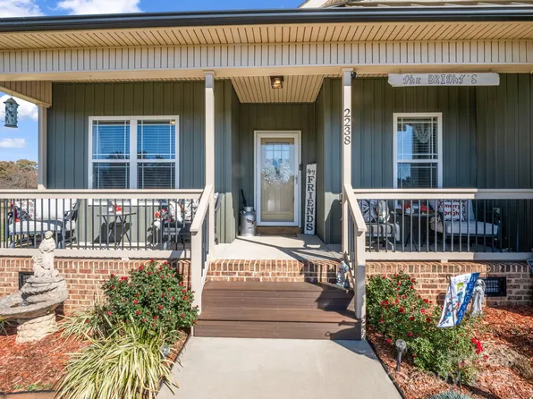2238 Mintew Cir, Lincolnton, NC 28092