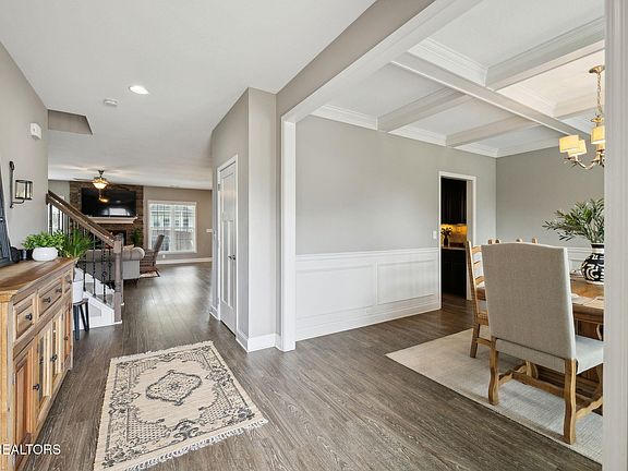 5th image of 2047 Creekside Manor Ln