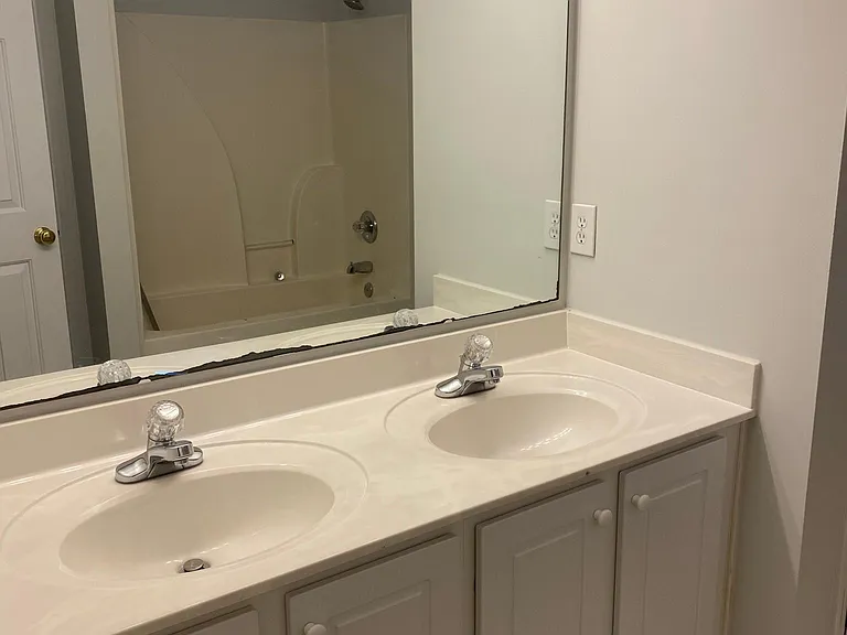 216 Barclay Dr — Photo 14