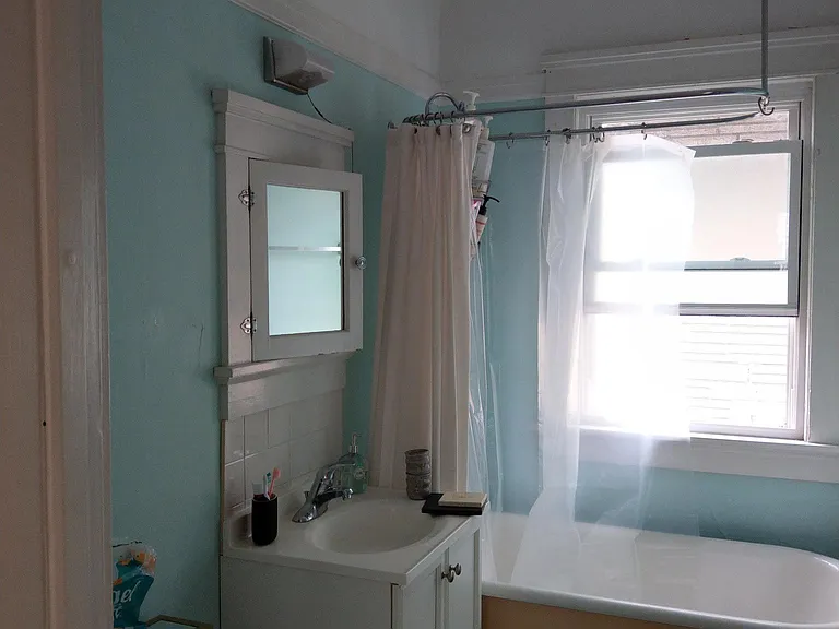3041 N Humboldt Ave #4 — Photo 5
