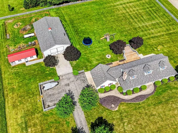 6685 Thomas Rd, Radnor, OH 43066