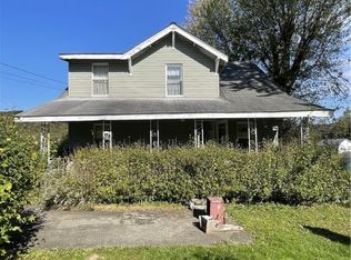 466 Old Route 51 Rd, Smock, PA 15480