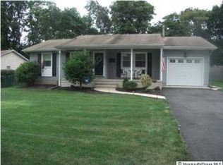 18 Belmont Ave, Bayville, NJ 08721