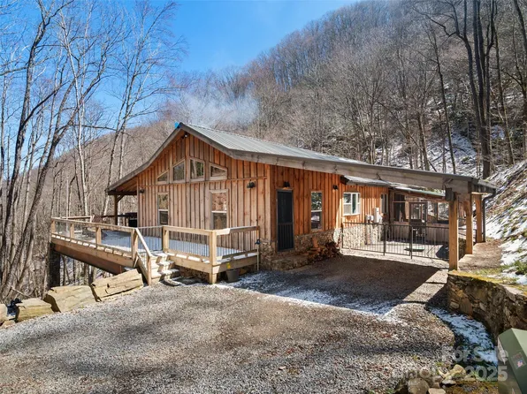 229 Lost Cv, Waynesville, NC 28785