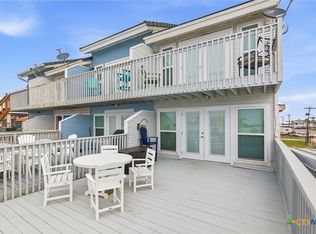 520 S 15th St, Port O Connor, TX 77982