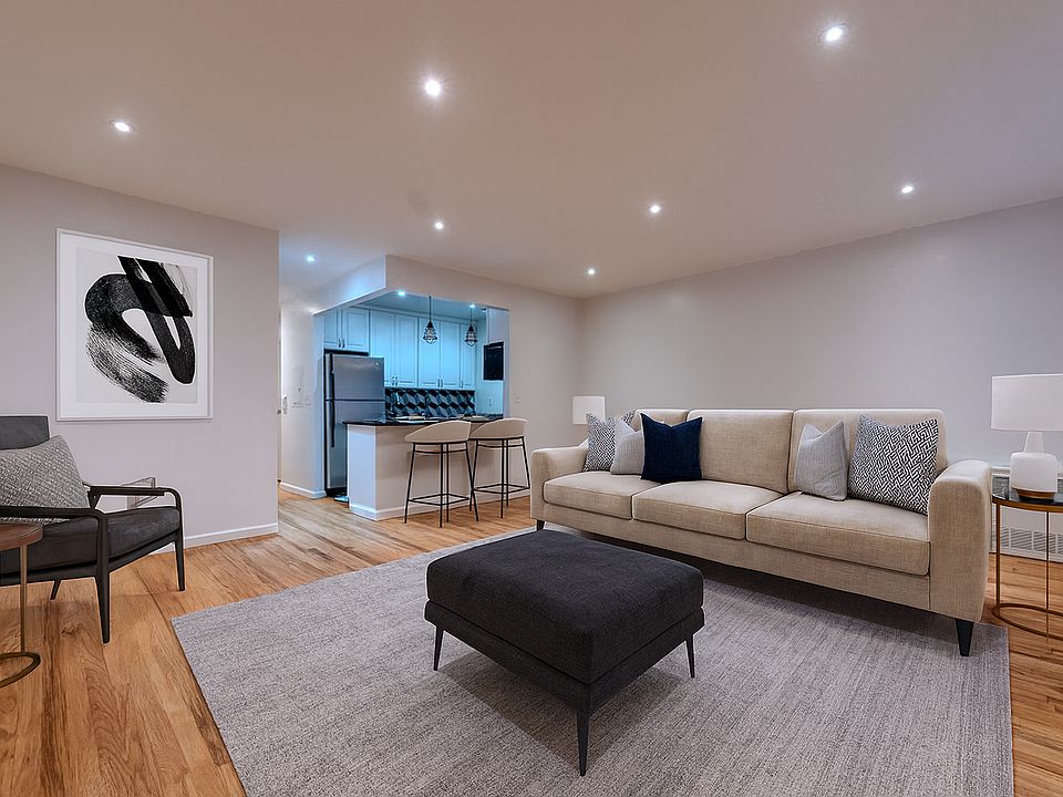 1st image of 85 Hart St #1