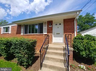 11915 Ivanhoe St, Silver Spring, MD 20902