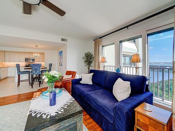 5th image of 1501 Gulf Blvd APT 702