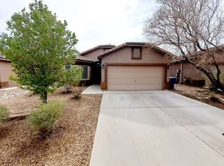 1021 Desert Senna Ave SW, Los Lunas, NM 87031
