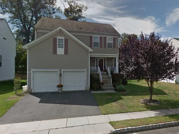27 Lincoln Dr, Columbus, NJ 08022