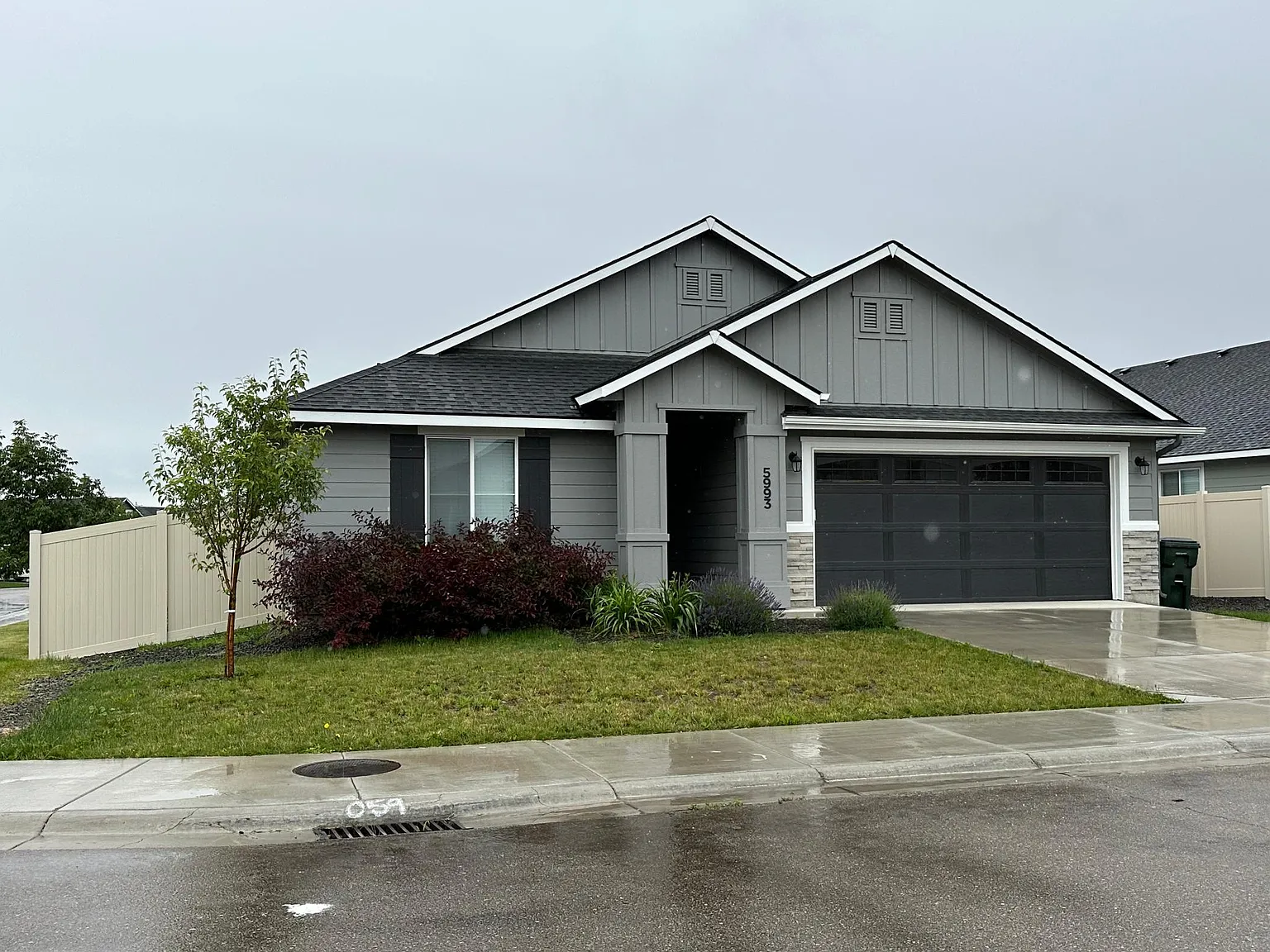 5993 S Donaway Ave — Photo 2