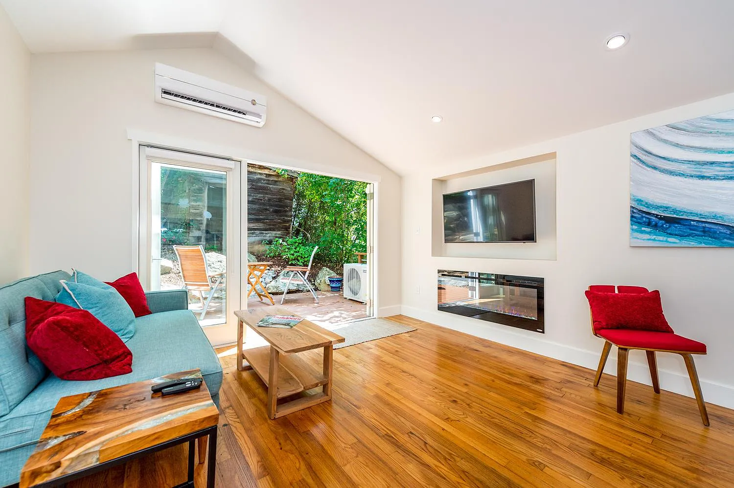 1 bed, 625 sqft, $2,250 — Photo 1