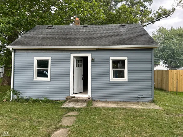 2208 S Waldemere Ave, Muncie, IN 47302