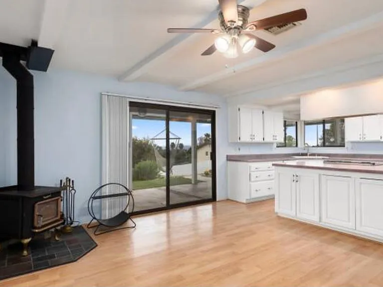 1776 E Alvarado St — Photo 11
