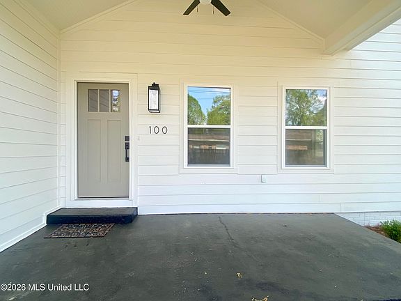 3rd image of 100 Lamar St